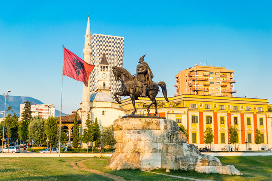 Tiran Arnavutluk - Başkent & Havalimanı